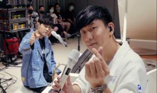 周杰伦林俊杰合唱稻香